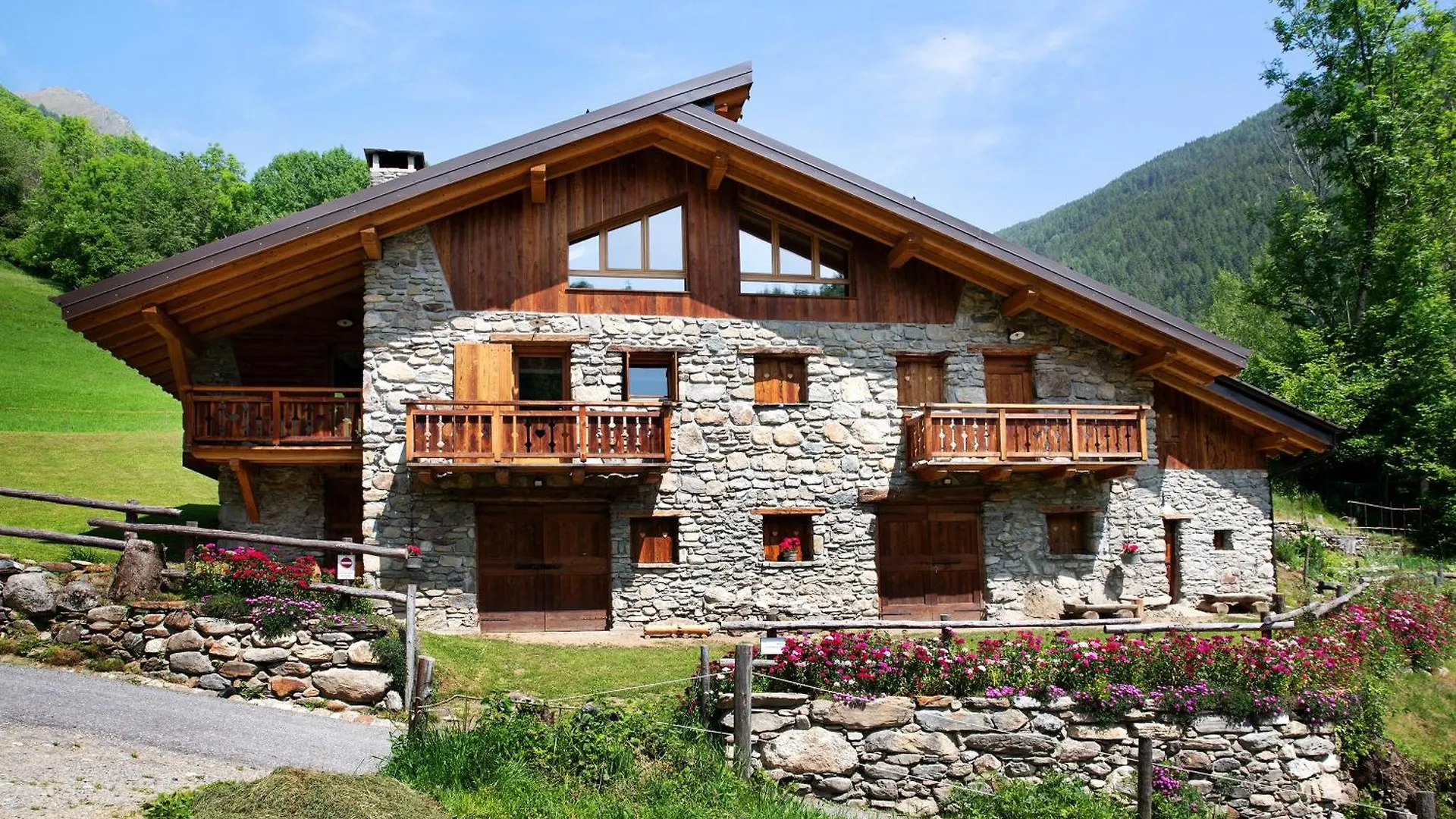 Chalet Dei Cervi Monno