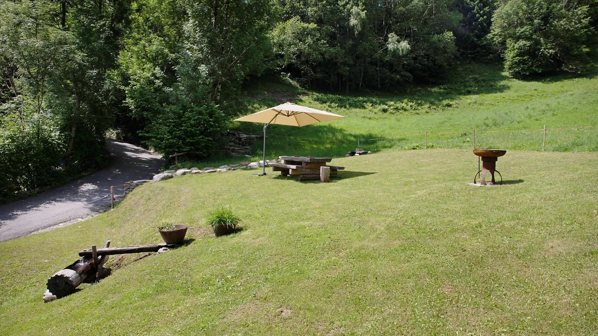Chalet Dei Cervi Monno Italien